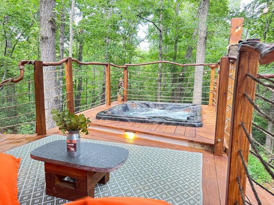 Secluded Rv With Private Hot Tub Apartment Rutherfordton Exterior photo